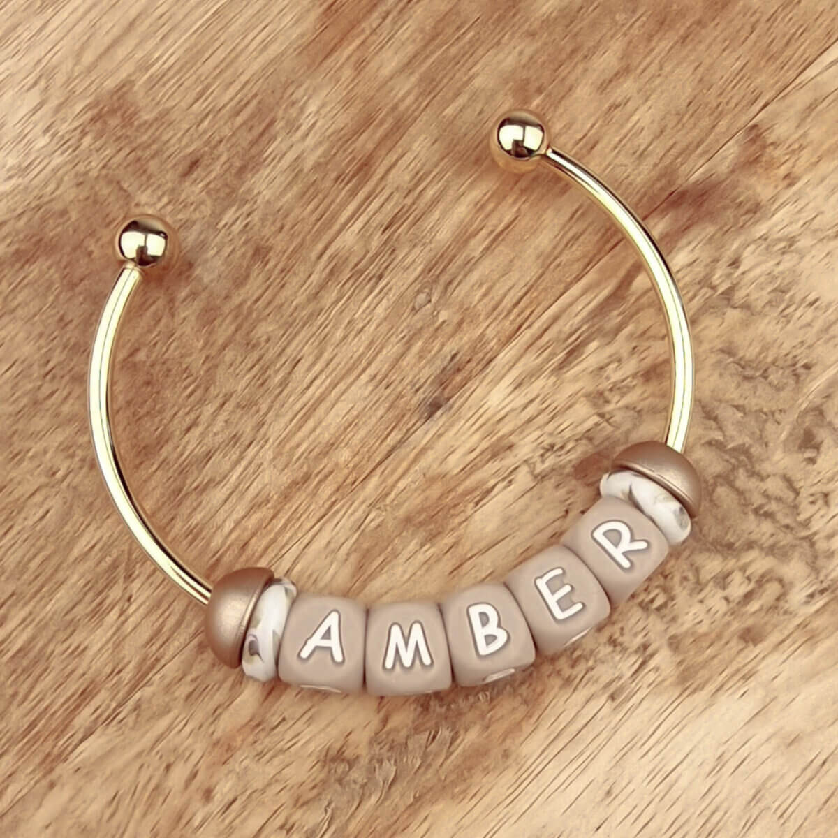 Threaded bracelet gift personalized mother's day grandma mom friend colleague gift example