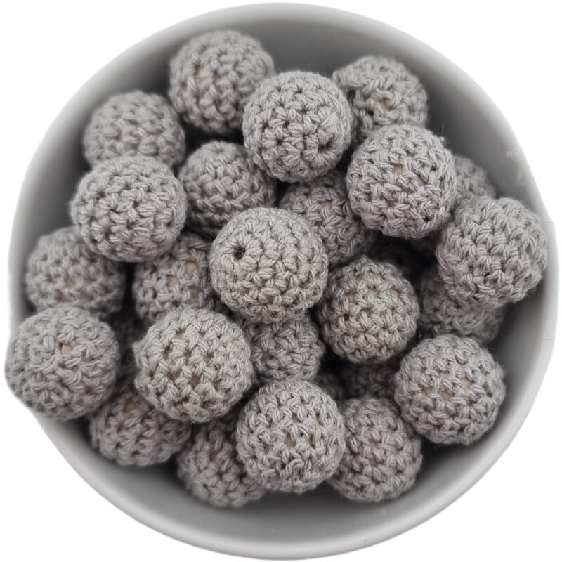 Häkelperle - Gehäkelte Holzperle - 16 mm - Grau