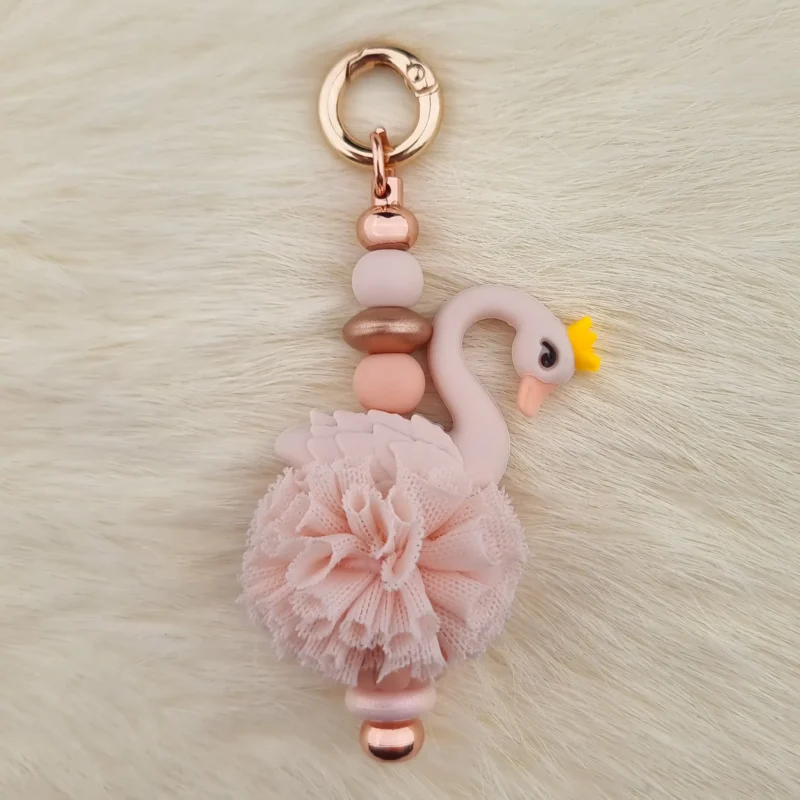 DIY Sleutel / Telefoonhanger - Zwaantje - Astilbe met Ruche