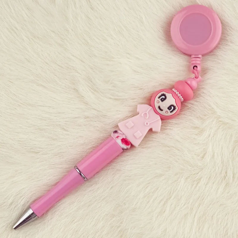 DIY Kralen - Badgehouder met Pen Nurse Roze