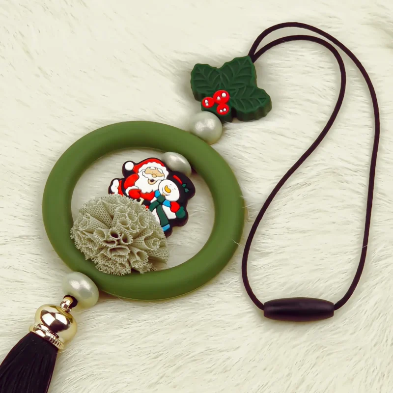 DIY Kerst Hanger - Gezellige Kerstman met hulsttak