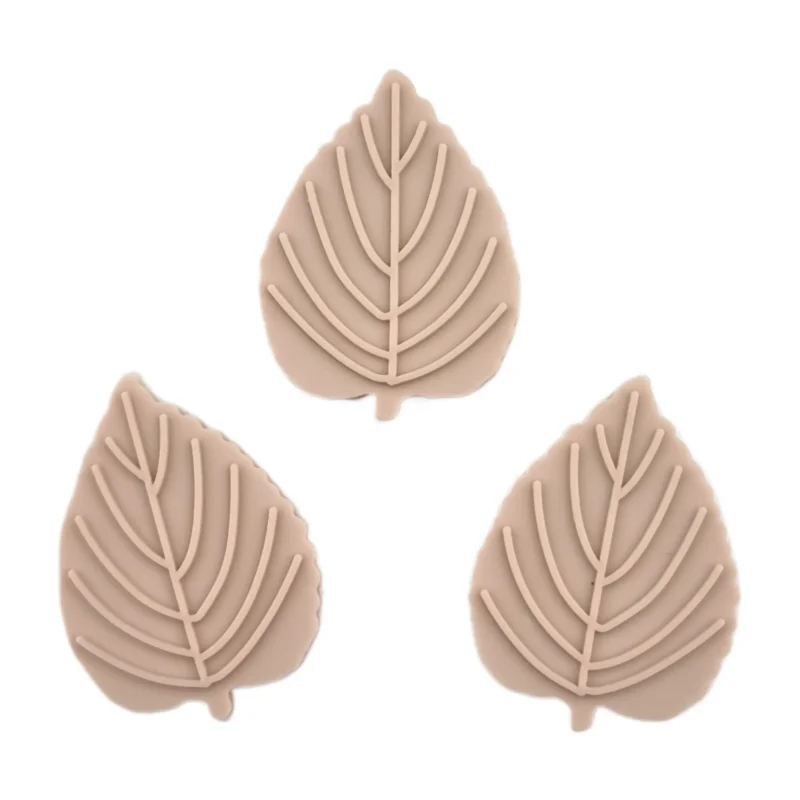 perle en silicone - Feuille d'Aulne - Tapioca