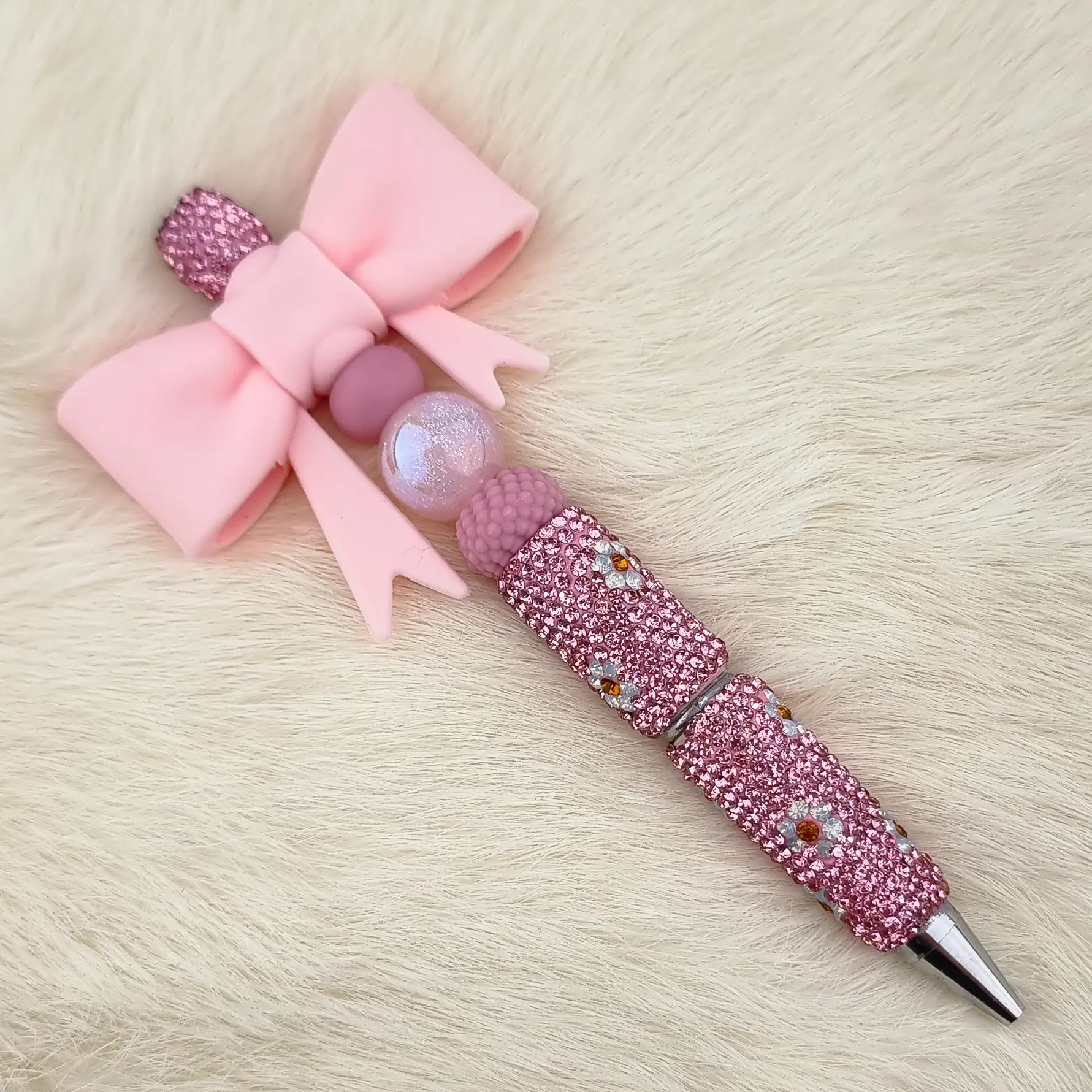 20260613_184606 DIY Beads en silicone Stylo à beads - Grand nœud Sparkle - Afbeelding 1